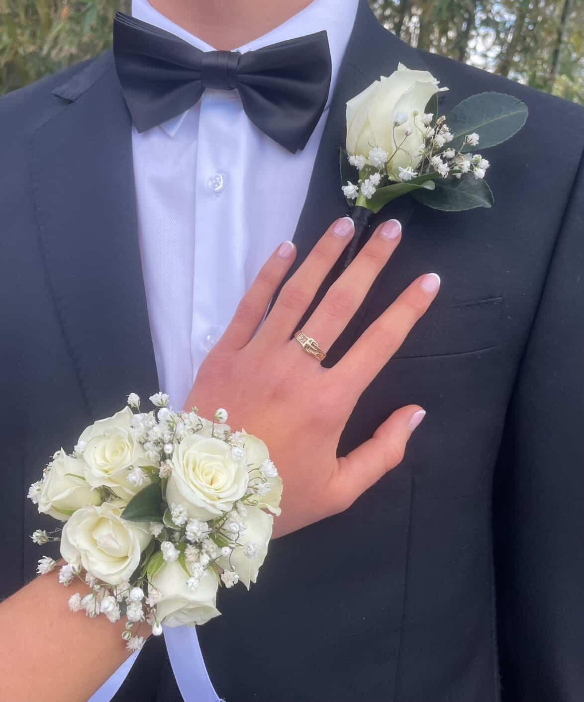 Category A corsage 4